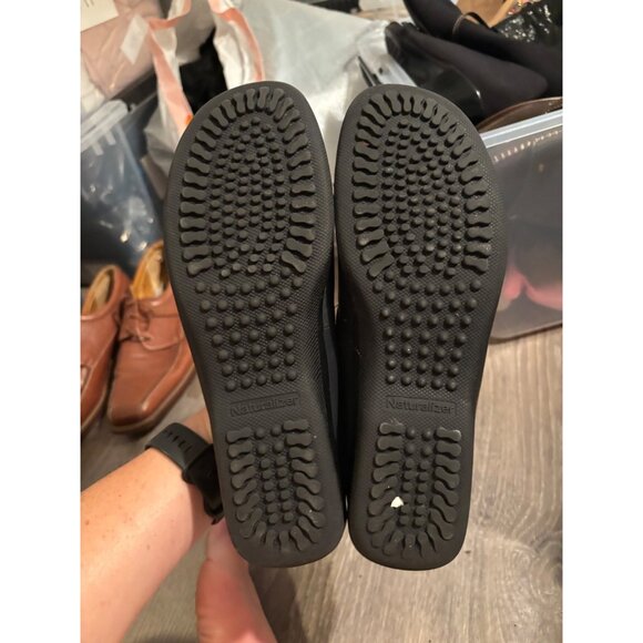 Naturalizer Slip On Black Leather Loafers Sz 8.5 Comfort Career Business Casual - Picture 7 of 9